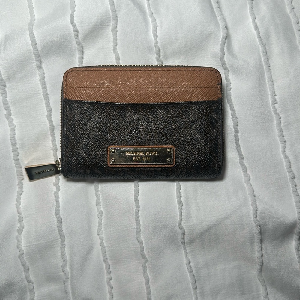 Michael Kors Small Logo Wallet